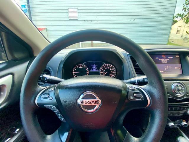 used 2017 Nissan Pathfinder car, priced at $7,999