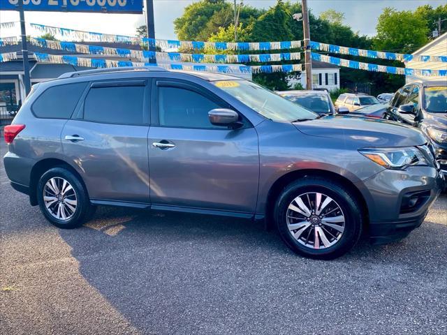 used 2017 Nissan Pathfinder car, priced at $7,999