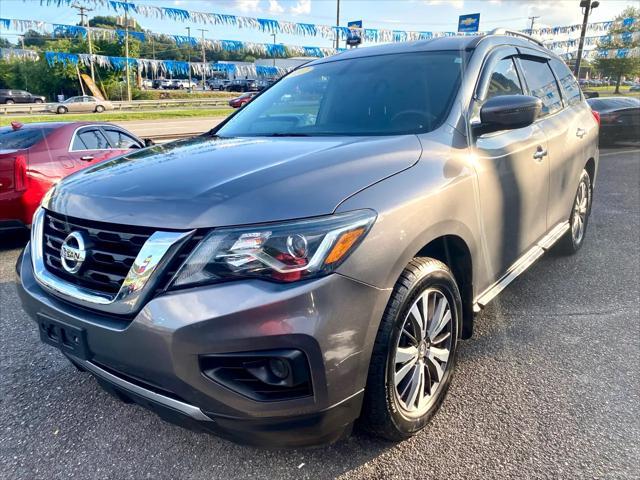used 2017 Nissan Pathfinder car, priced at $7,999