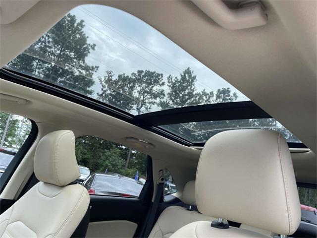 used 2022 Ford Edge car, priced at $24,980