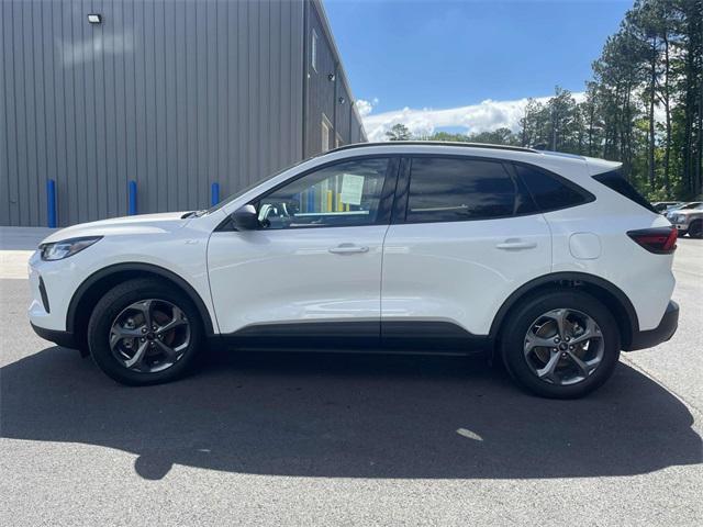 used 2025 Ford Escape car, priced at $31,500