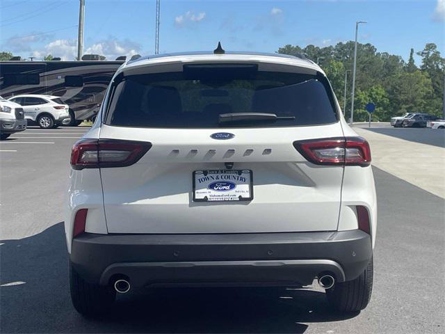 used 2025 Ford Escape car, priced at $31,500