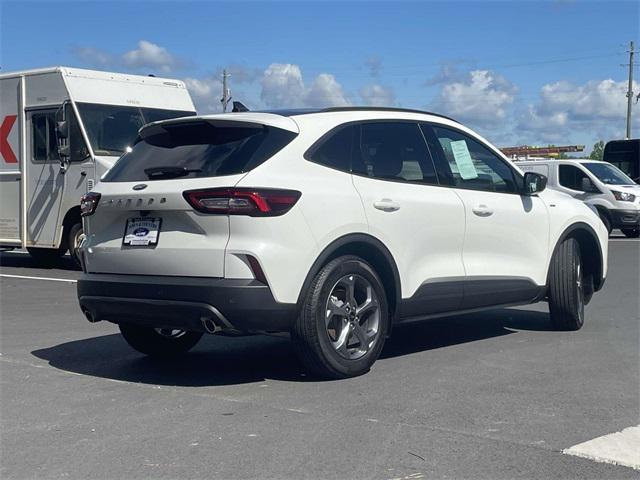 used 2025 Ford Escape car, priced at $31,500