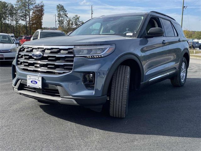 new 2025 Ford Explorer car, priced at $42,865