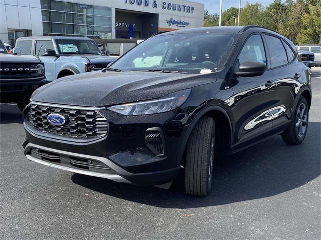 new 2025 Ford Escape car, priced at $31,320