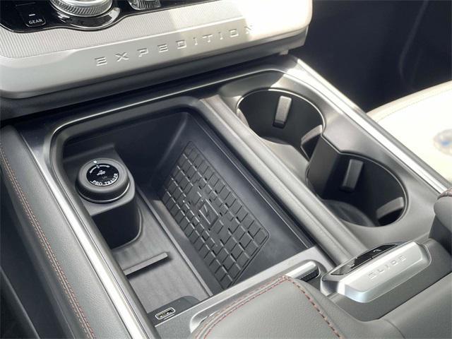 new 2025 Ford Expedition Max car, priced at $71,705