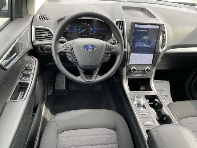 new 2024 Ford Edge car, priced at $38,014