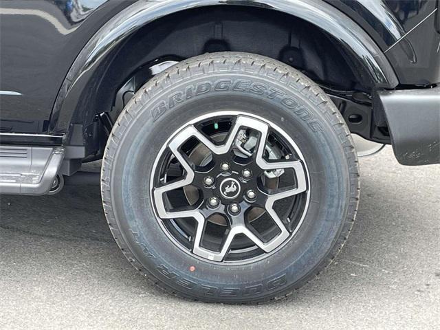 new 2025 Ford Bronco car, priced at $53,425