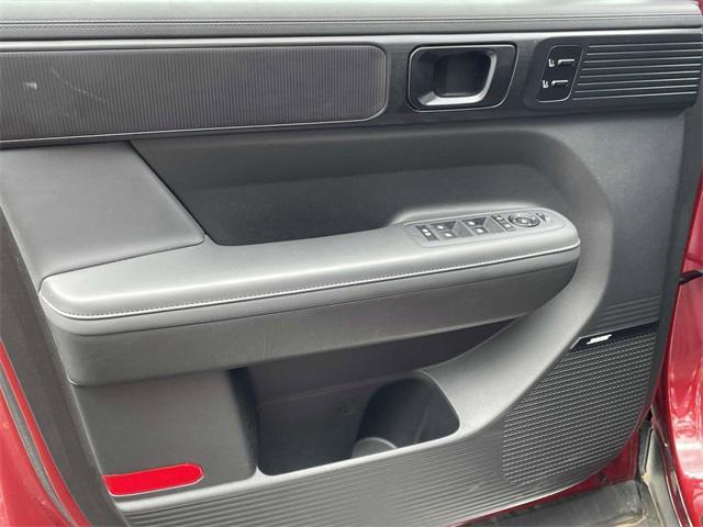 used 2024 Hyundai Santa Fe car, priced at $39,598