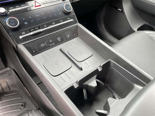used 2024 Hyundai Santa Fe car, priced at $39,598