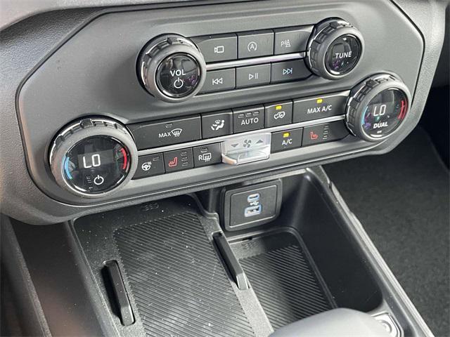 new 2025 Ford Bronco car, priced at $53,425