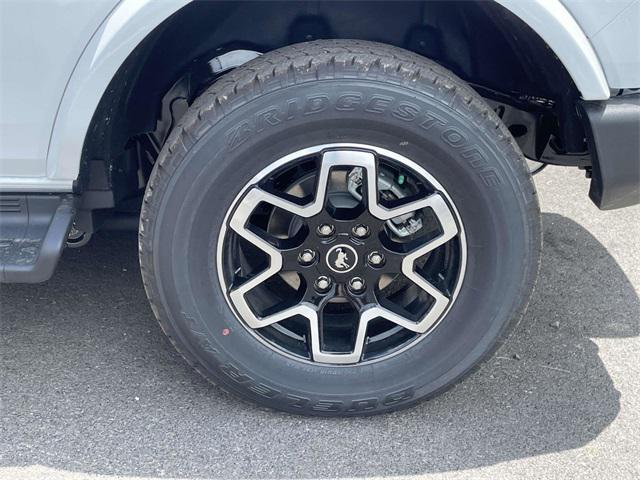 new 2025 Ford Bronco car, priced at $53,425