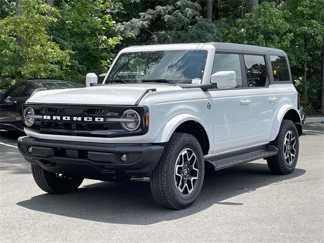 new 2025 Ford Bronco car, priced at $53,425