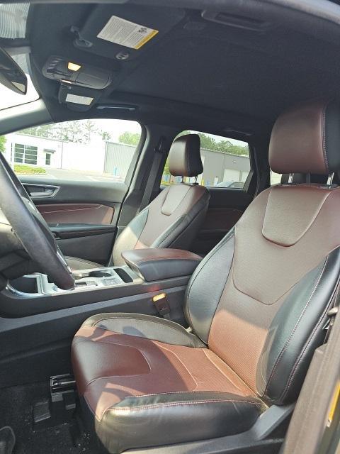 used 2022 Ford Edge car