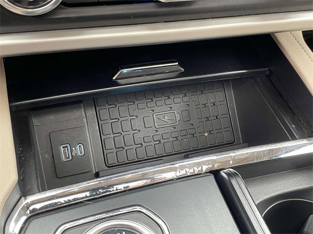 used 2024 Ford Expedition car, priced at $53,980
