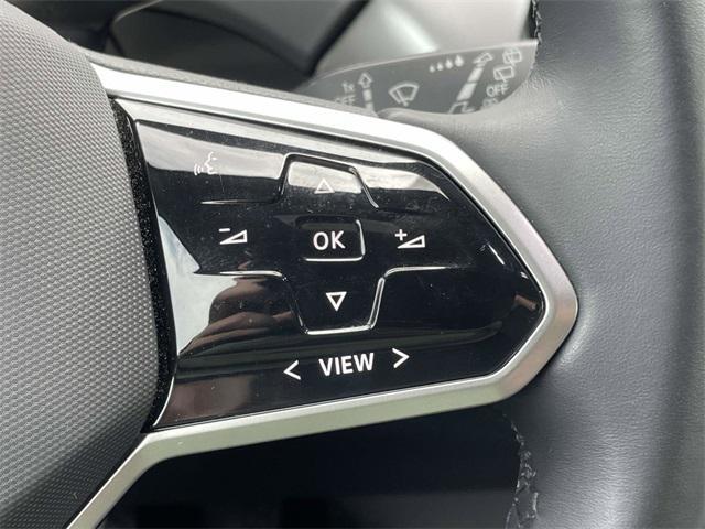 used 2022 Volkswagen ID.4 car, priced at $19,990