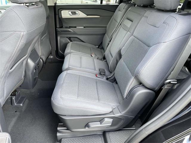 new 2025 Ford Explorer car, priced at $39,444