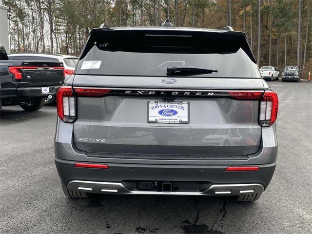 new 2025 Ford Explorer car, priced at $41,799