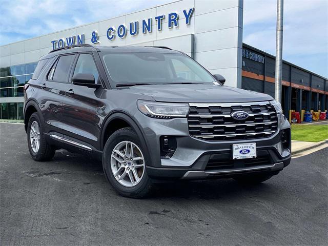 new 2025 Ford Explorer car, priced at $39,799