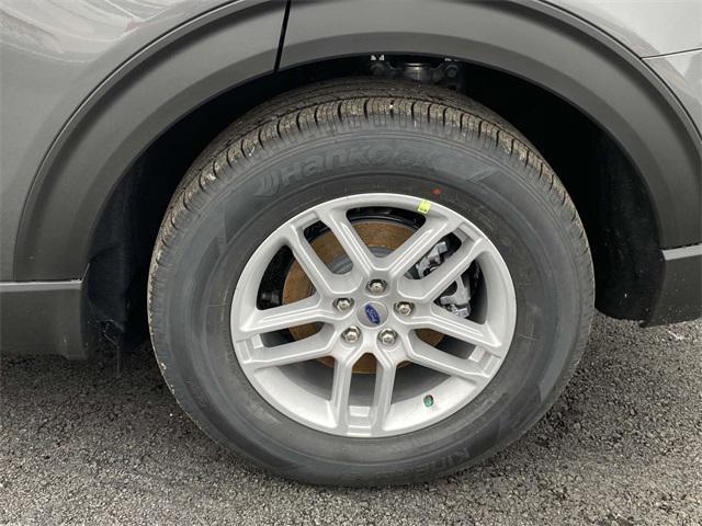 new 2025 Ford Explorer car, priced at $41,799