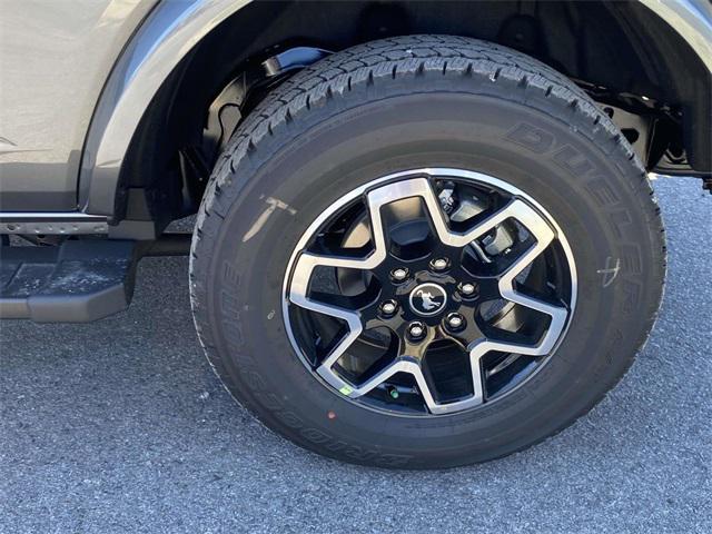 new 2024 Ford Bronco car, priced at $54,904