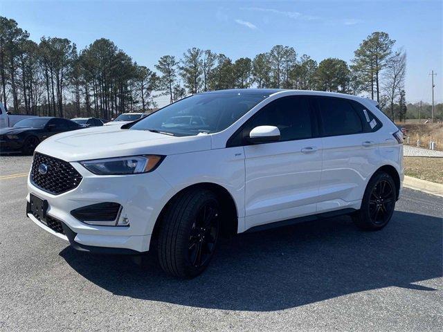 new 2024 Ford Edge car, priced at $39,998