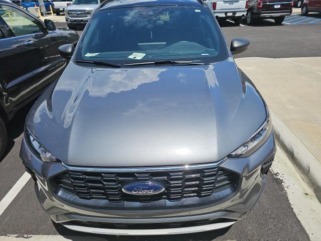 used 2024 Ford Escape car, priced at $26,990