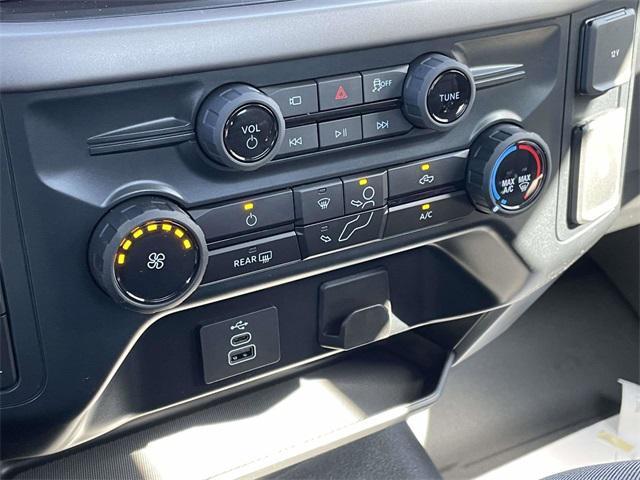 new 2025 Ford F-150 car, priced at $47,615