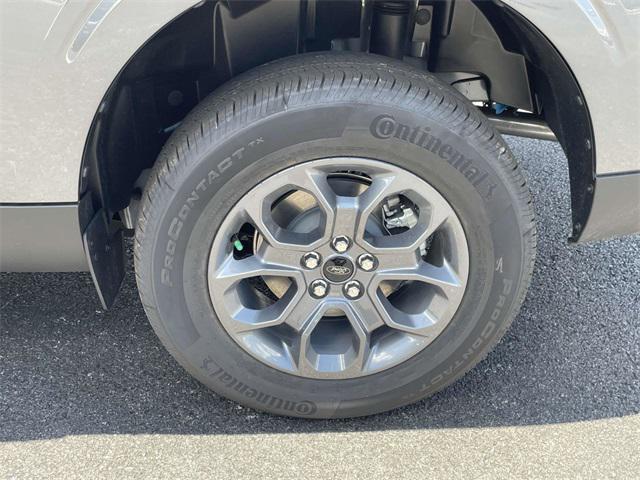 new 2025 Ford Maverick car, priced at $32,239