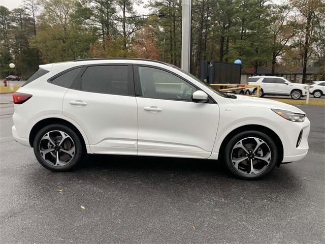 used 2023 Ford Escape car, priced at $29,900