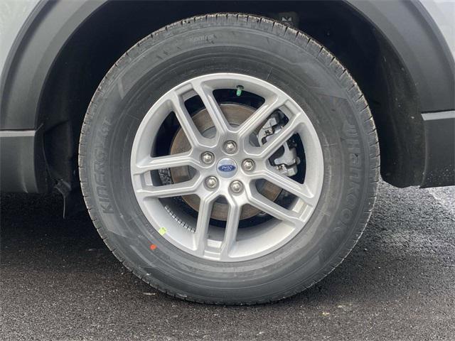 new 2025 Ford Explorer car, priced at $38,748