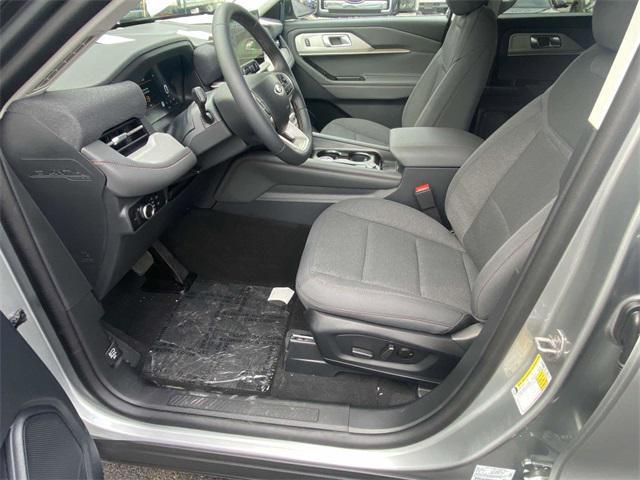 new 2025 Ford Explorer car, priced at $38,748