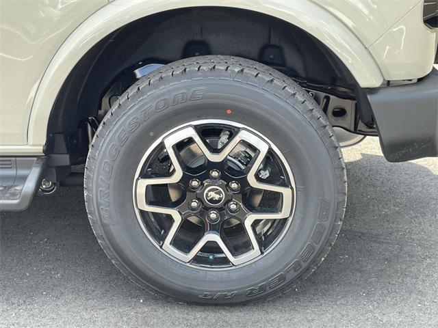 new 2025 Ford Bronco car, priced at $50,670