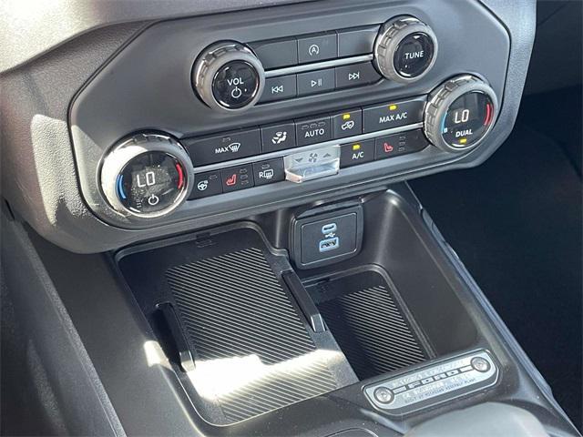new 2025 Ford Bronco car, priced at $50,670