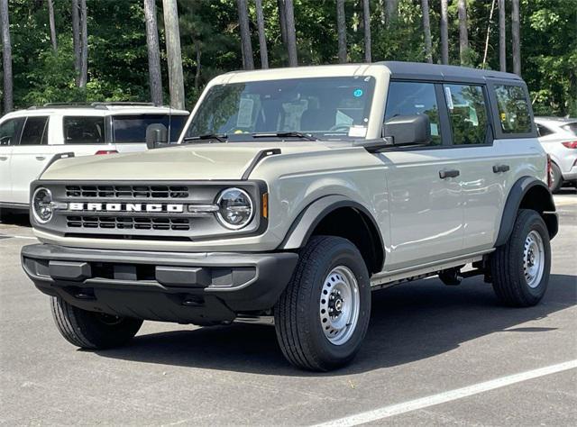 new 2025 Ford Bronco car, priced at $41,561