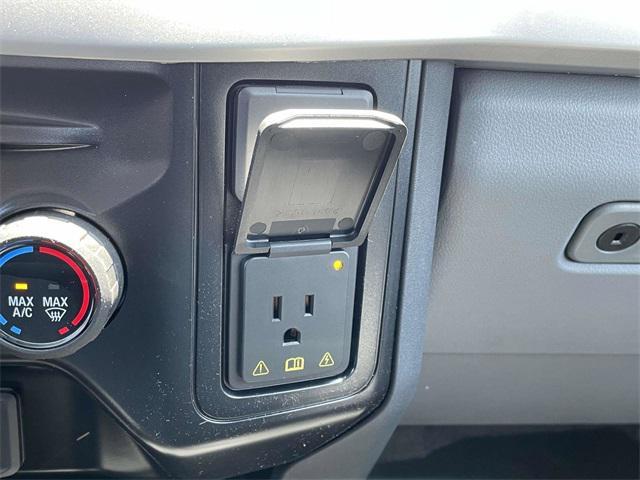 new 2025 Ford F-250 car, priced at $57,334