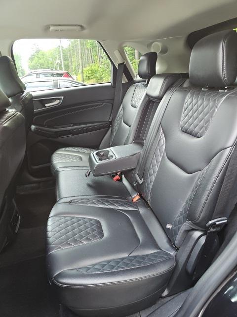 used 2024 Ford Edge car, priced at $29,600
