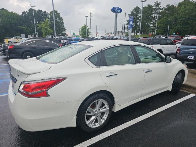 used 2014 Nissan Altima car, priced at $10,300
