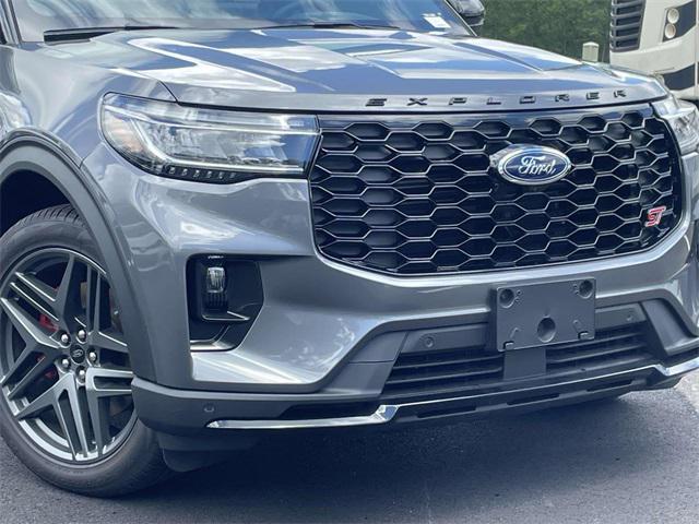 new 2025 Ford Explorer car, priced at $60,844
