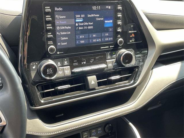 used 2022 Toyota Highlander car, priced at $36,500