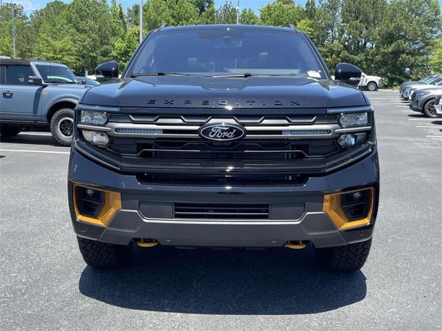 new 2025 Ford Expedition car, priced at $83,025