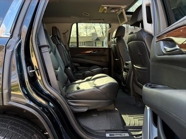 used 2019 Cadillac Escalade car, priced at $37,995