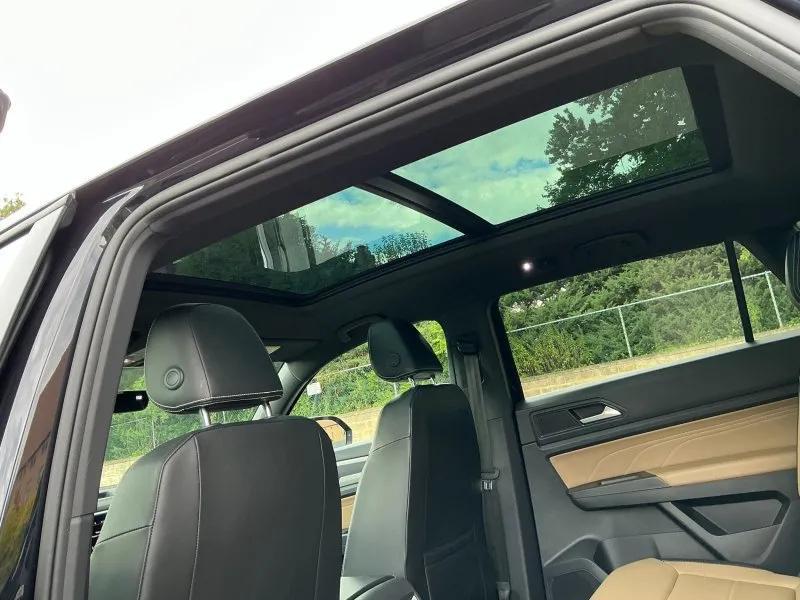 used 2022 Volkswagen Atlas Cross Sport car, priced at $29,995