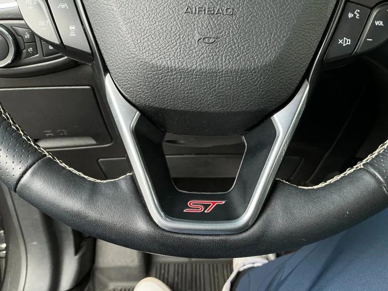 used 2019 Ford Edge car, priced at $19,795