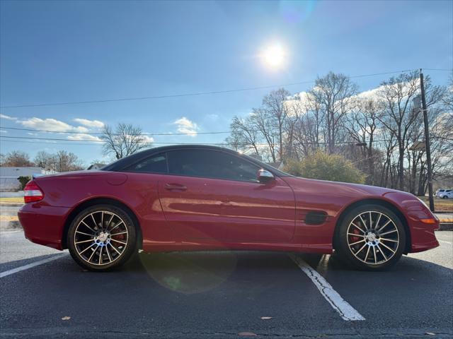 used 2007 Mercedes-Benz SL-Class car, priced at $18,495