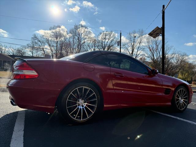 used 2007 Mercedes-Benz SL-Class car, priced at $18,495