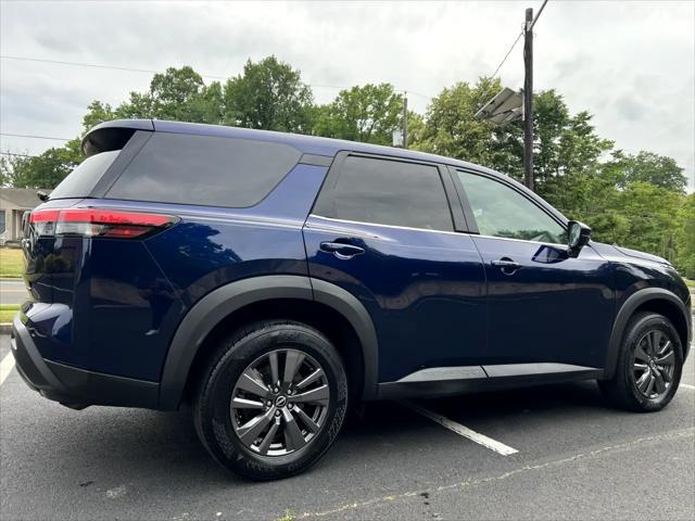 used 2022 Nissan Pathfinder car, priced at $25,995