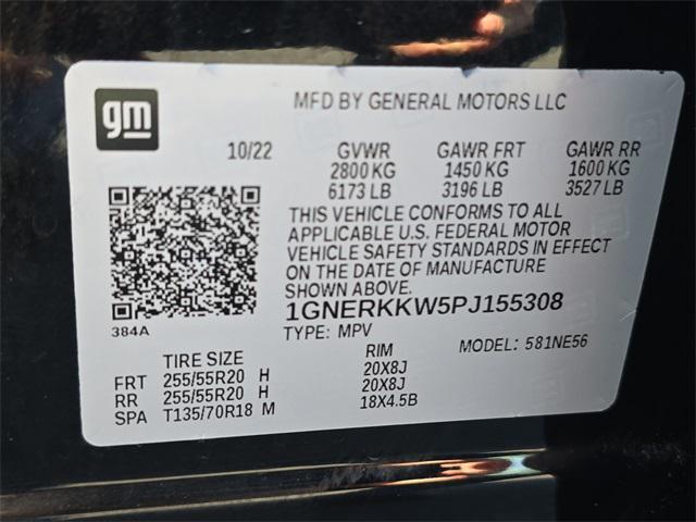 used 2023 Chevrolet Traverse car, priced at $37,498