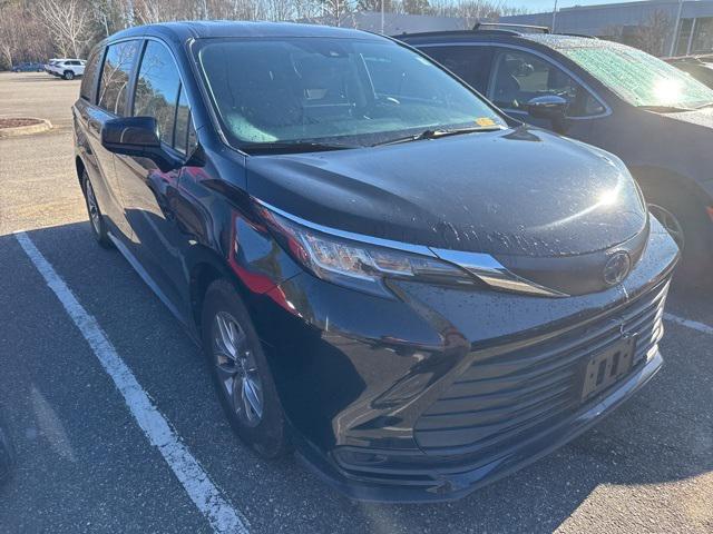 used 2022 Toyota Sienna car, priced at $37,344