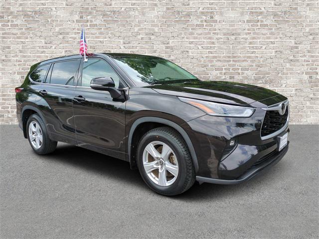 used 2021 Toyota Highlander car, priced at $31,795